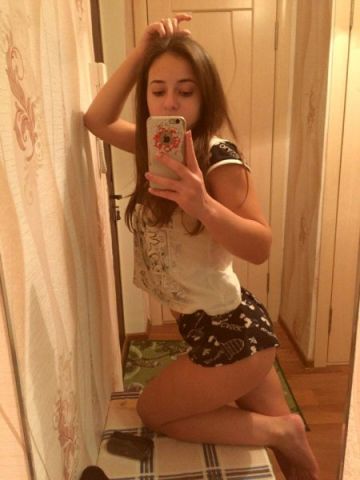 Дина Великолепная Брюнетка Нестеровская